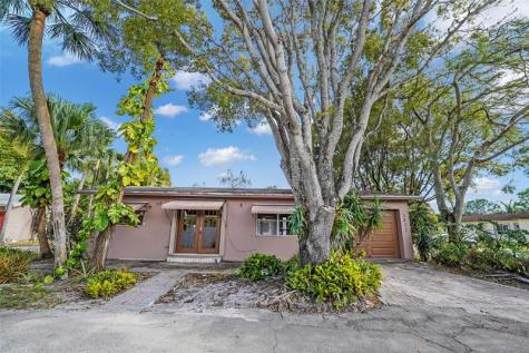 2822 SW Natura Boulevard Deerfield Beach FL 33441