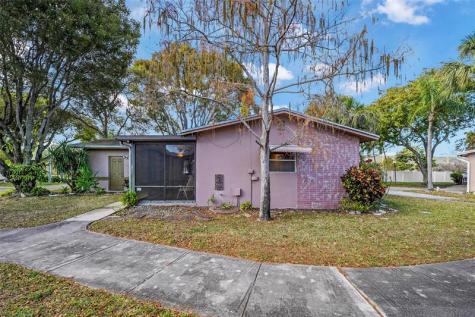 2822 SW Natura Boulevard Deerfield Beach FL 33441