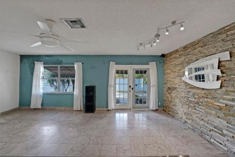 2822 SW Natura Boulevard Deerfield Beach FL 33441