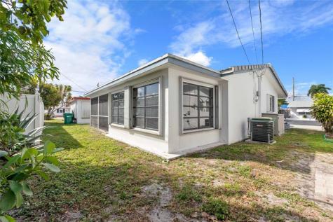 4560 NW 17th Terrace Tamarac FL 33309