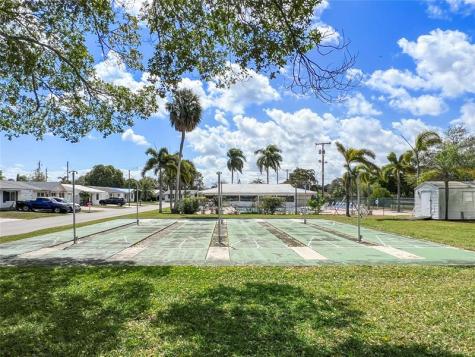 4560 NW 17th Terrace Tamarac FL 33309