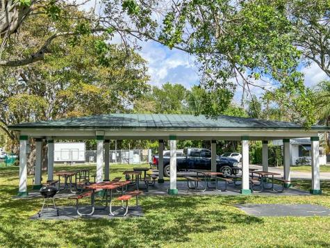 4560 NW 17th Terrace Tamarac FL 33309
