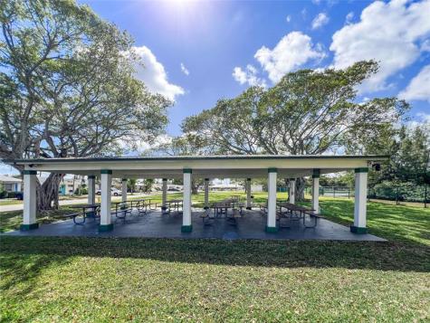 4560 NW 17th Terrace Tamarac FL 33309