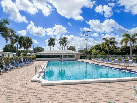 4560 NW 17th Terrace Tamarac FL 33309
