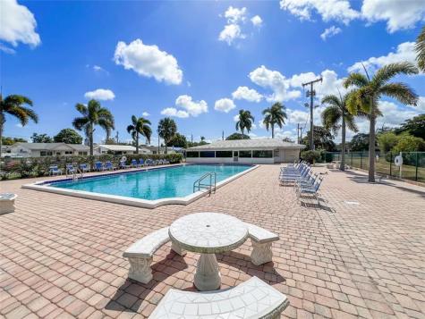4560 NW 17th Terrace Tamarac FL 33309