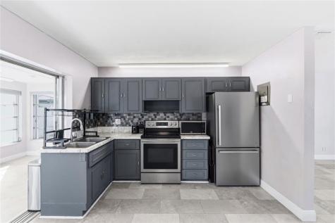 4560 NW 17th Terrace Tamarac FL 33309