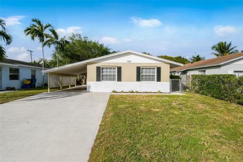 1227 Cherokee Street Jupiter FL 33458