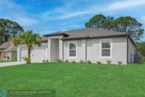 8175 104TH Avenue Vero Beach FL 32967