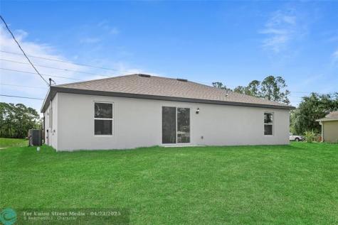 8175 104TH Avenue Vero Beach FL 32967