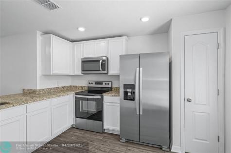 8175 104TH Avenue Vero Beach FL 32967