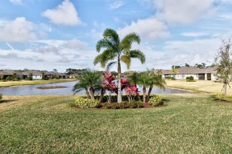 3662 Loblolly Square Vero Beach FL 32966