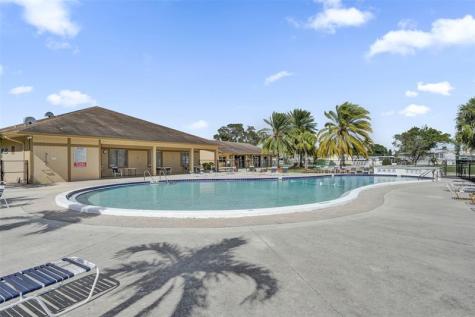 8601 SW 21st Court Davie FL 33324