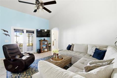 1209 SW Emerald Avenue Port St Lucie FL 34953