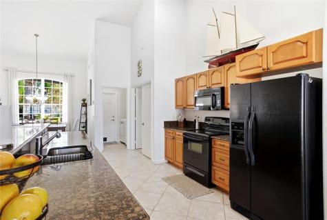 1209 SW Emerald Avenue Port St Lucie FL 34953