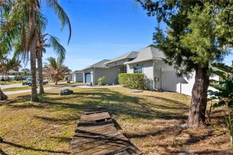 1209 SW Emerald Avenue Port St Lucie FL 34953