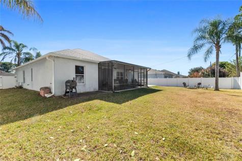 1209 SW Emerald Avenue Port St Lucie FL 34953