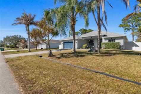 1209 SW Emerald Avenue Port St Lucie FL 34953