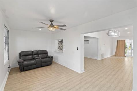 9700 NW 10th Street Pembroke Pines FL 33024