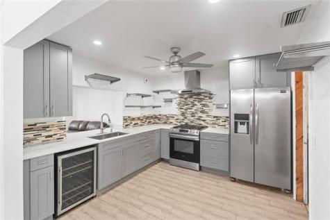 9700 NW 10th Street Pembroke Pines FL 33024