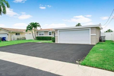949 SE 10th Court Pompano Beach FL 33060