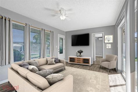 949 SE 10th Court Pompano Beach FL 33060