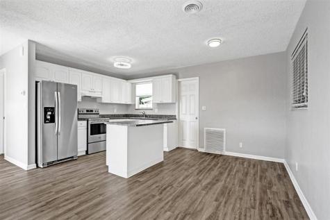 949 SE 10th Court Pompano Beach FL 33060
