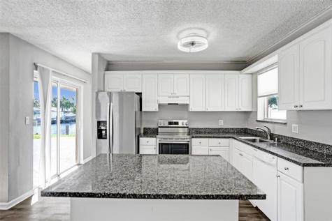 949 SE 10th Court Pompano Beach FL 33060
