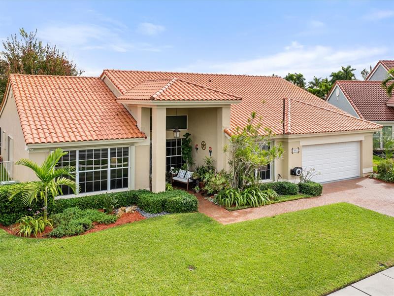 1011 NW 193rd Avenue Pembroke Pines FL 33029