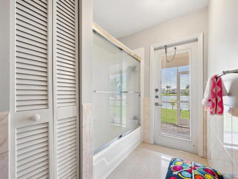 1011 NW 193rd Avenue Pembroke Pines FL 33029
