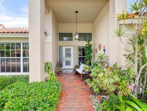1011 NW 193rd Avenue Pembroke Pines FL 33029