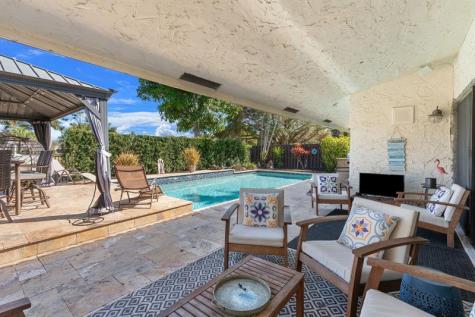 7554 Black Olive Avenue Tamarac FL 33321