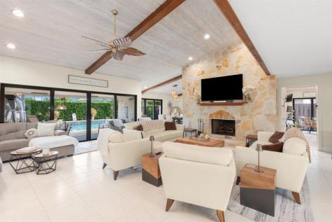 7554 Black Olive Avenue Tamarac FL 33321