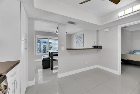 9611 NW 3rd Street Pembroke Pines FL 33024