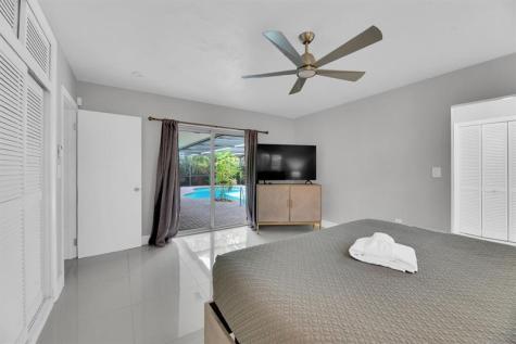9611 NW 3rd Street Pembroke Pines FL 33024