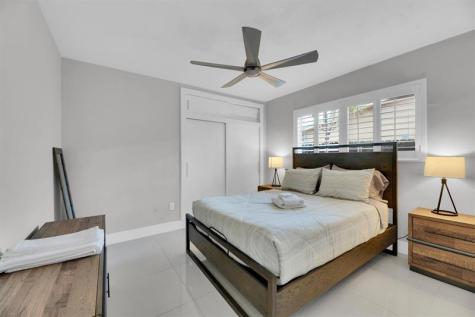 9611 NW 3rd Street Pembroke Pines FL 33024