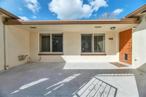 9611 NW 3rd Street Pembroke Pines FL 33024