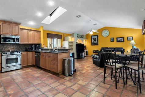 12121 NW 2nd Drive Coral Springs FL 33071