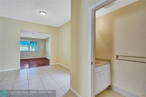 4837 NW 19th Street Coconut Creek FL 33063