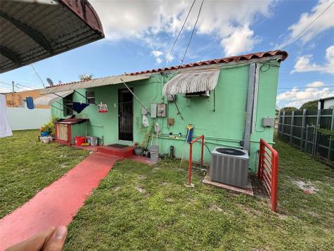 2377 NW 84th Street Miami FL 33147