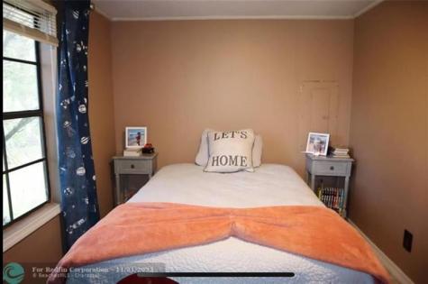 10557 S 228th Lane Boca Raton FL 33428