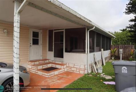 10557 S 228th Lane Boca Raton FL 33428