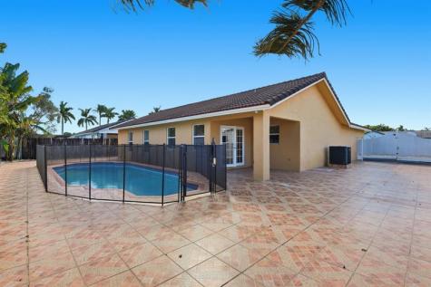 17023 SW 149th Place Miami FL 33187