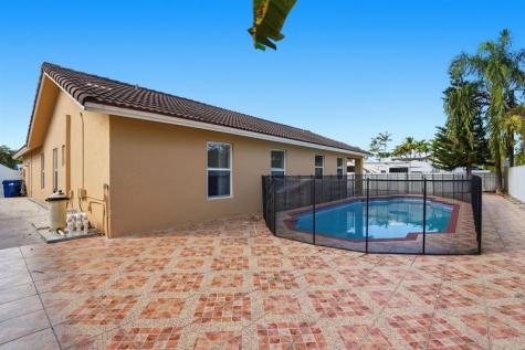 17023 SW 149th Place Miami FL 33187