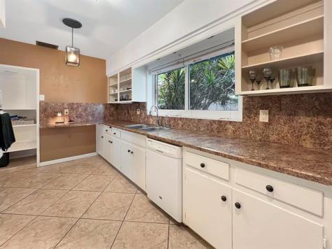 1431 S Ocean Boulevard #28 Lauderdale By The Sea FL 33062