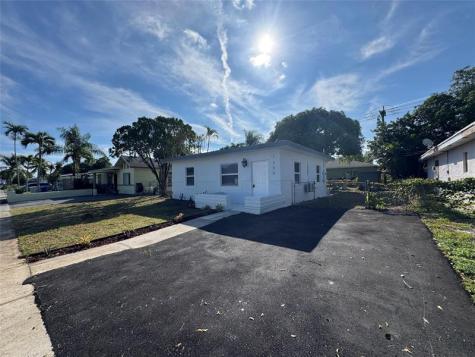2638 NW 10th Street Pompano Beach FL 33069