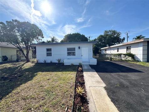 2638 NW 10th Street Pompano Beach FL 33069