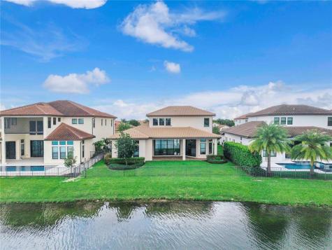 9025 Parkland Bay Drive Parkland FL 33076