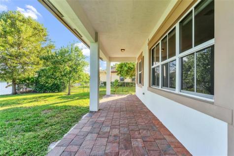 9810 S Miralago Way Parkland FL 33076