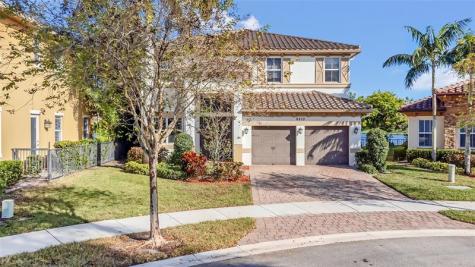 9810 S Miralago Way Parkland FL 33076