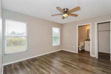 1890 4TH Avenue Vero Beach FL 32962